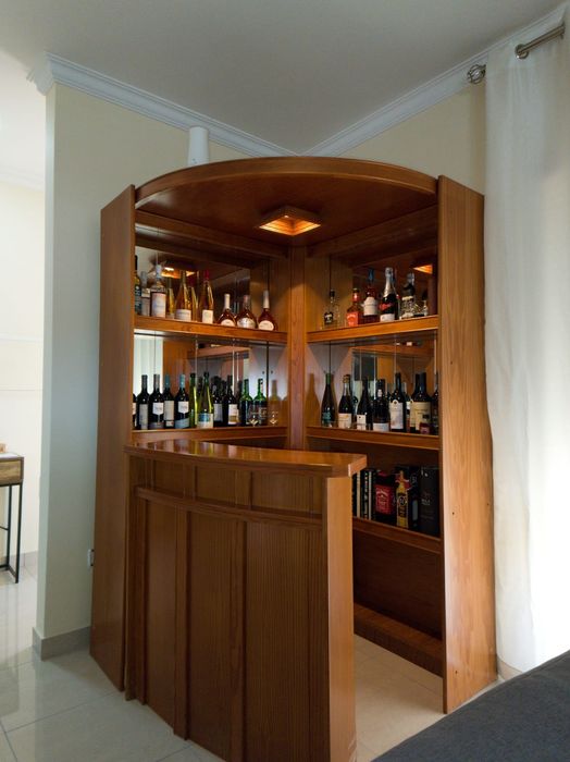 Bar de sala, bom estado