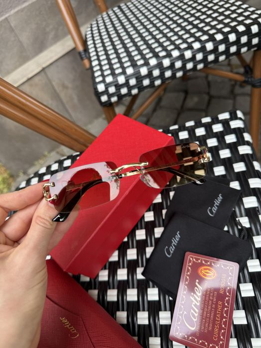 Сонцезахисні жіночі окуляри Cartier нові