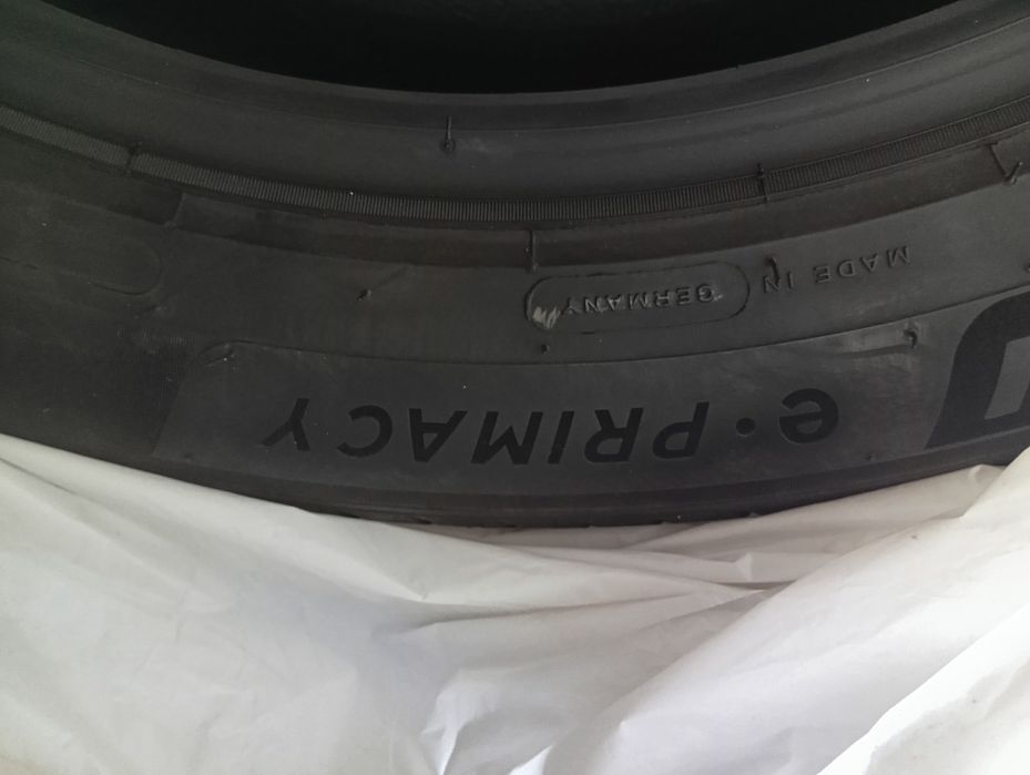 Pneus Michelin E-Primacy