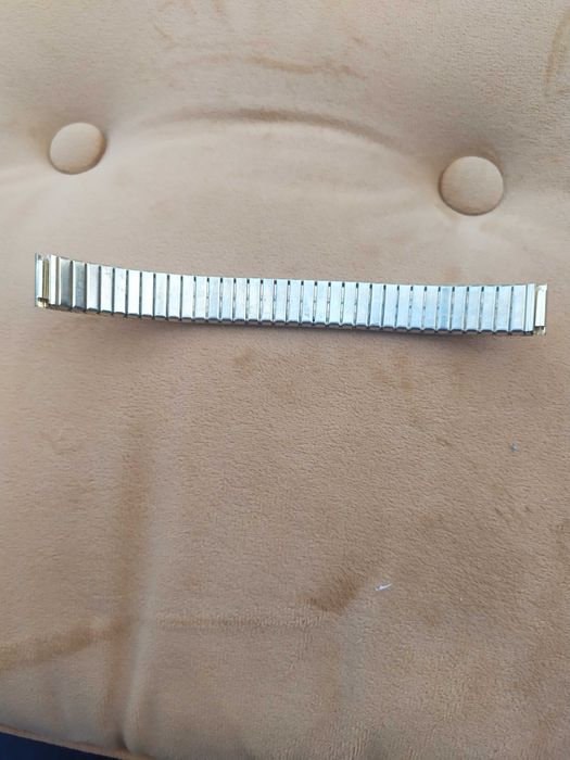 Złota bransoletka do zegarka damska