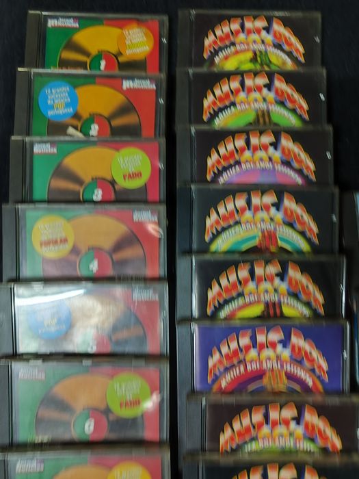 Vários CDs de Música