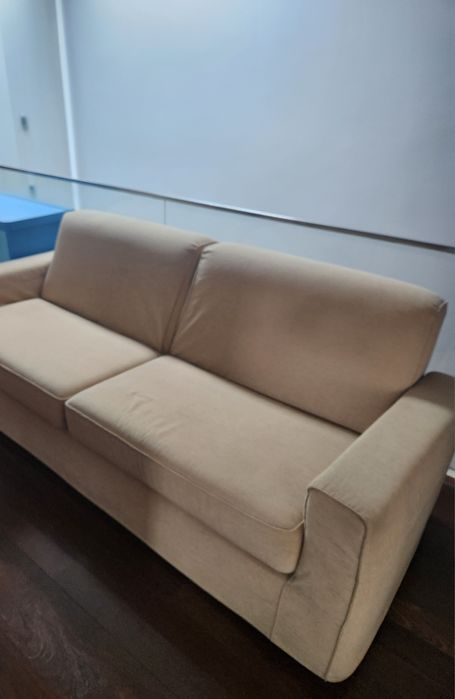 sofá em excelente estado
