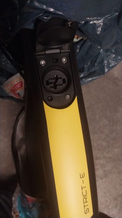 Велосипед Cube  електро