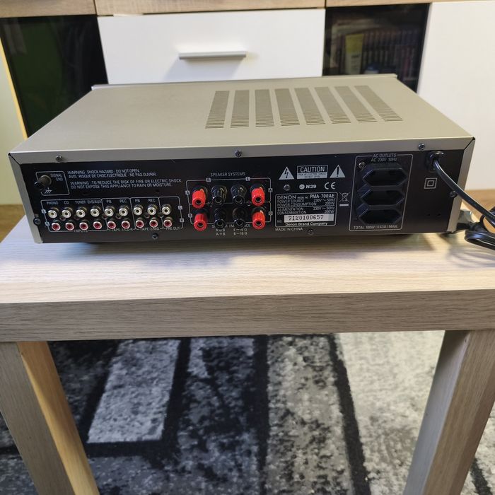 Wzmacniacz Denon PMA 700ae