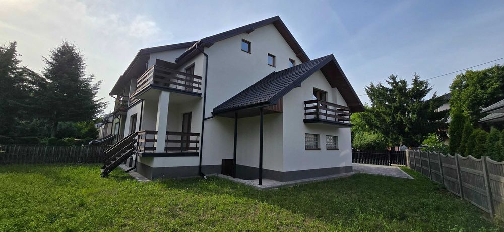 DOM w  Cichej Okolicy