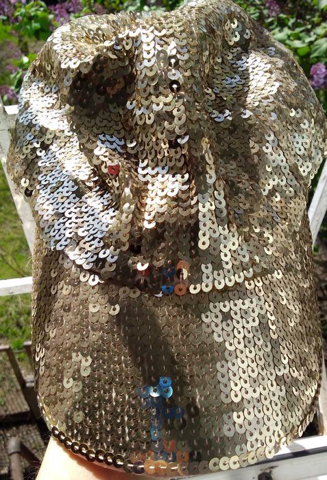 Гортайте.перлиниПензлі  кабукі.кепка,прикраси,  Swarovskі