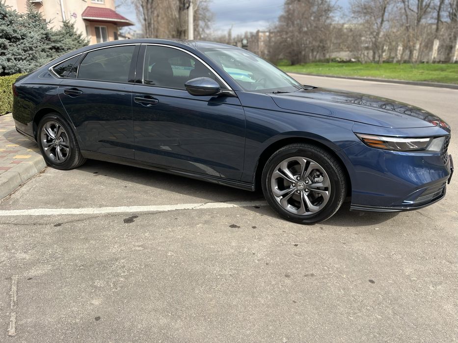 Honda Accord 2024 VIN 1HGCY2F6XRA057568 фото оголошення 4 з 23