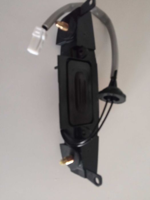 Botão porta bagageira nissan micra 2002 a 2010