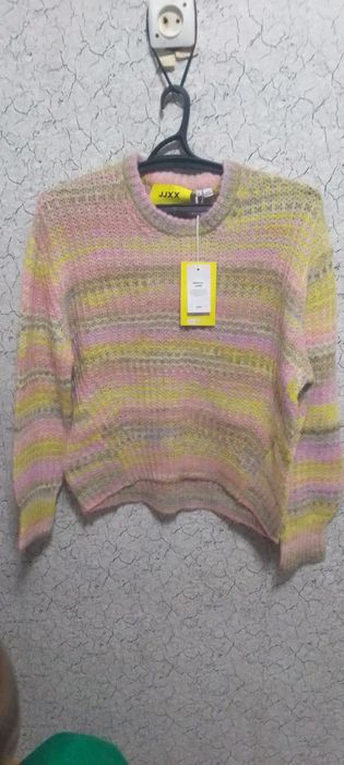 Кофтинки теплі з капішоном та без