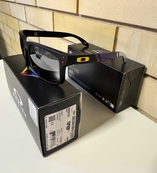 Очки Oakley Holbrook Minnesota Vikings с линзами Prizm Black