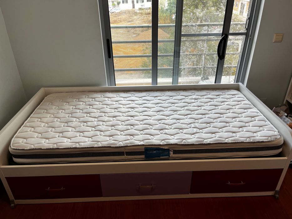 Single Bed Set and Bookshelf64563918217217121