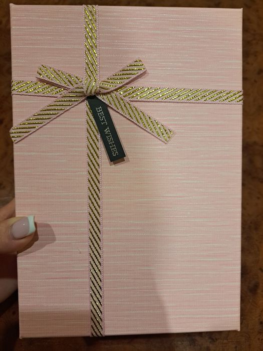 Подарочные коробки