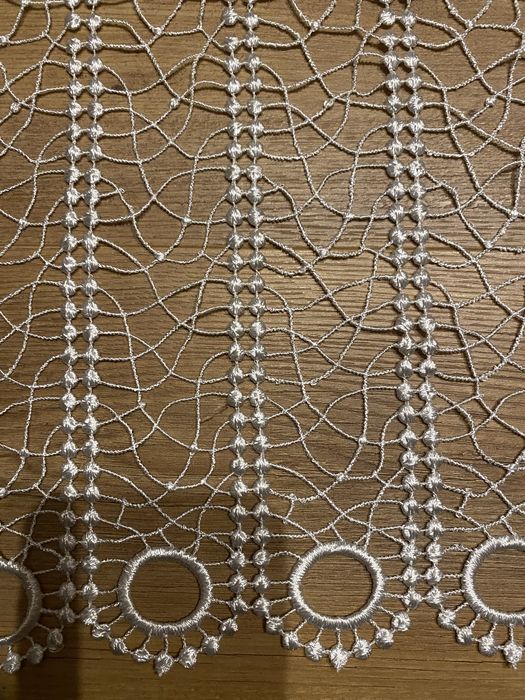 Nowa firana z gipiury