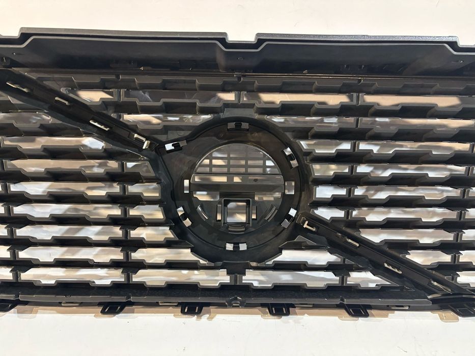 Volvo XC90 R 16-19 grill / atrapa chłodnicy- 17750