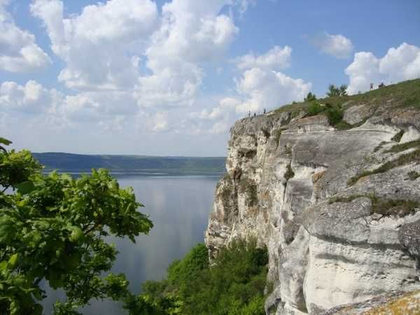 Екскурсовод гід Кам'янець Подільський Бакота Хотин Чернівці екскурсія