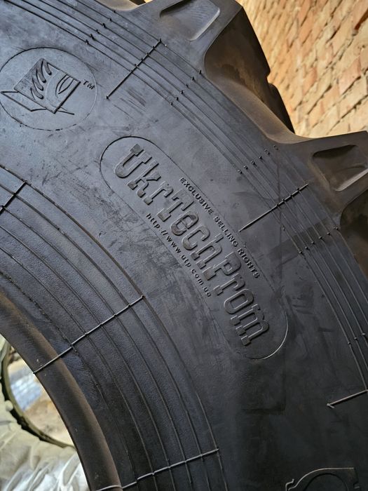 Резина Rosava 23.1 R26