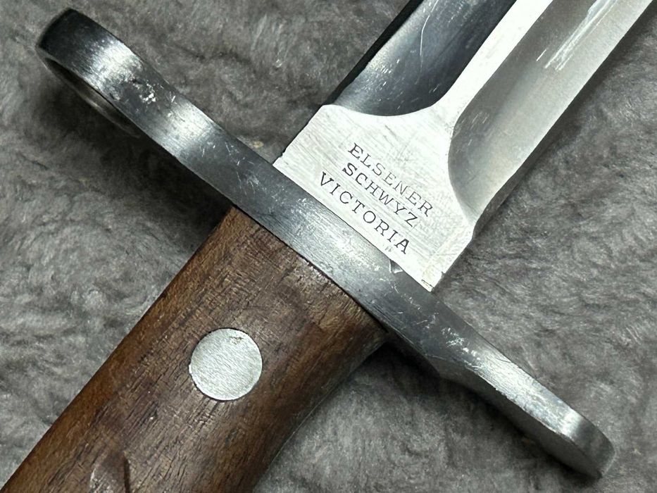 Szwajcarski bagnet sztyletowy M1918/55 ELSENER SCHWYZ VICTORIA