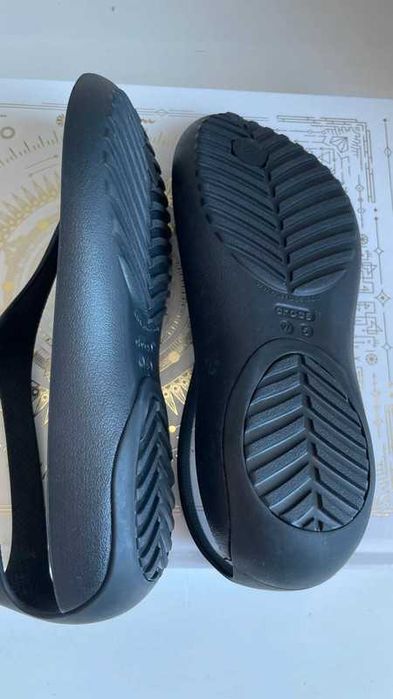 czarne gumowe japonki crocs serena flip W5 (35/36)