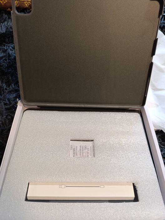 Etui z klawiaturą Inateck