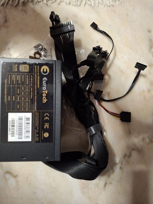 Fonte PC FATX600R4064737759276033121