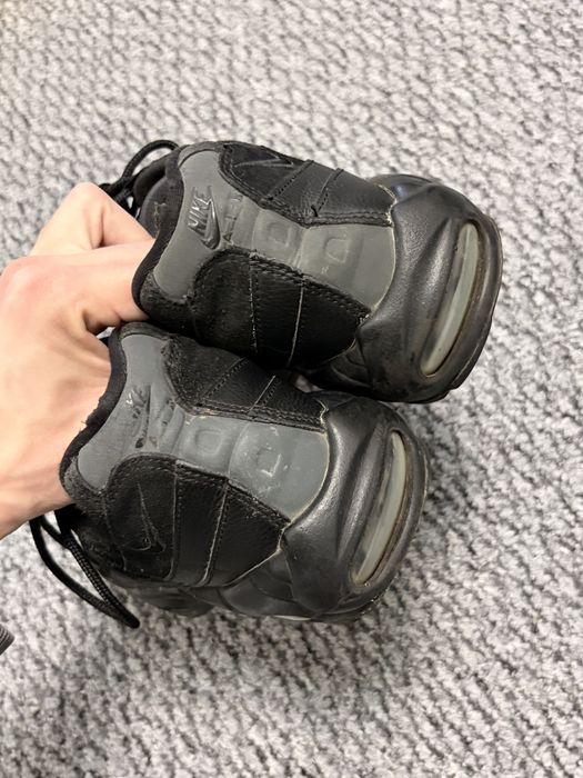 Nike air max 95 triple black