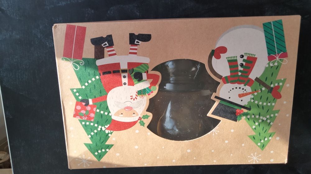 Варенье из молодых зеленых сосновых шишек.Варення з молодих шишок