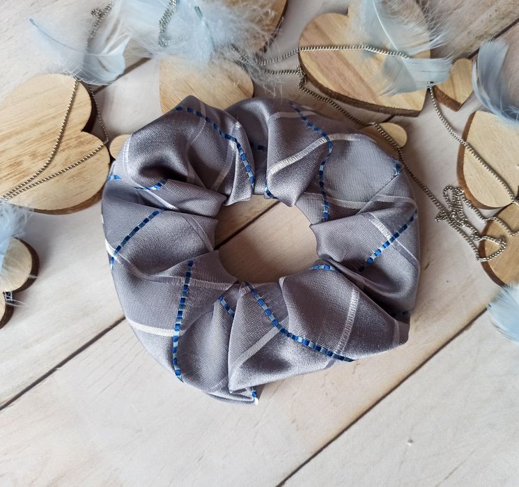 Jedwabna frotka Scrunchie