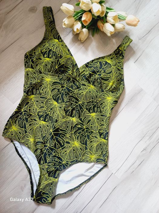 Strój kąpielowy w mostery L/xl