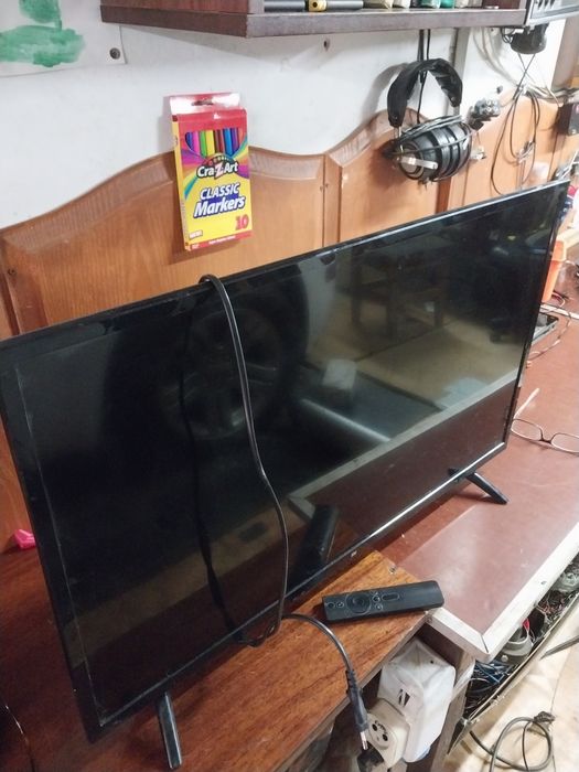 Телевизоры 32 на запчасти  2 шт.