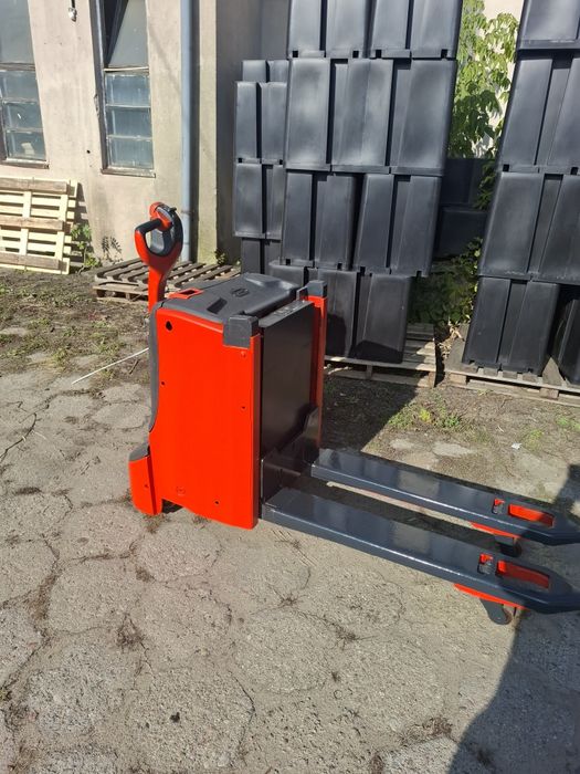 Wózek paletowy elektryczny Linde T16L