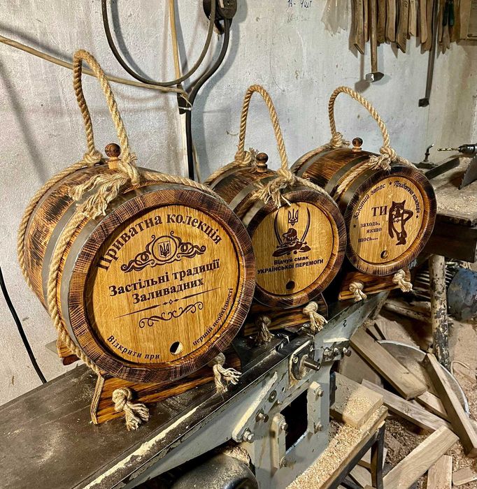 Дубова бочка діжка  для витримки алкоголю вина самогону віскі коняку