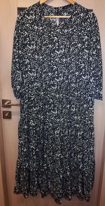 Wzorzysta sukienka maxi