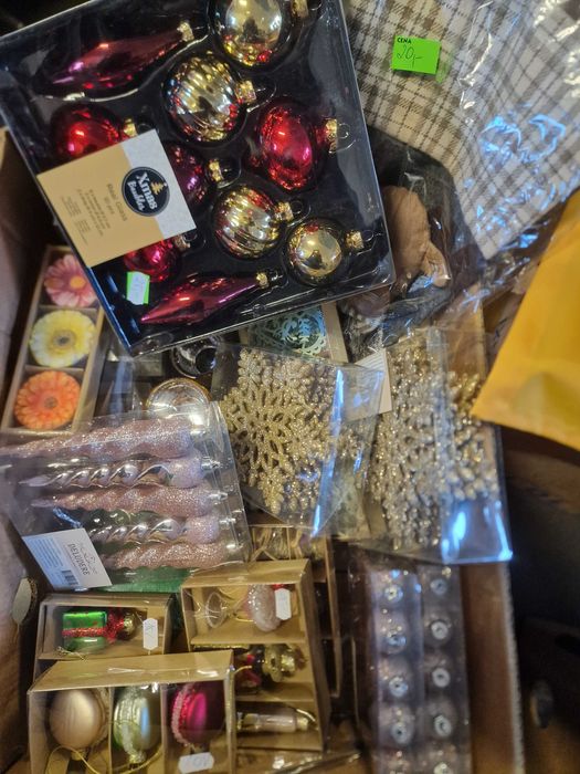 Box mix ŚWIĘTA, artykuły świąteczne, bombki, światełka, gwiazdki,sople