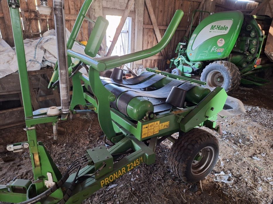 Owijarka samozaładowcza  Pronar 2016rok