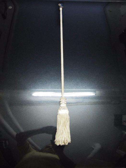 Mãozinha para abrir e fechar cortinados