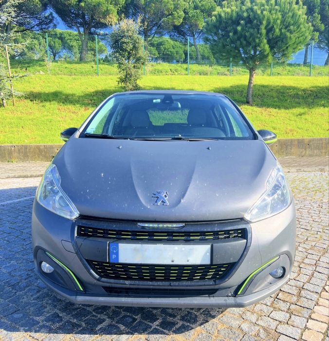 Peugeot 208 1.6 75cv - edição especial: Lime Yellow