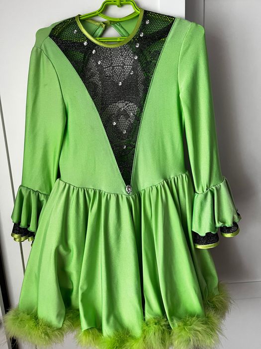 Продам танцювальну сукню для дівчинки