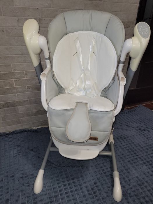 Стільчик для годування - гойдалка Carrello Cascata