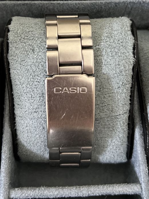 Часы Casio illuminator dw 285
