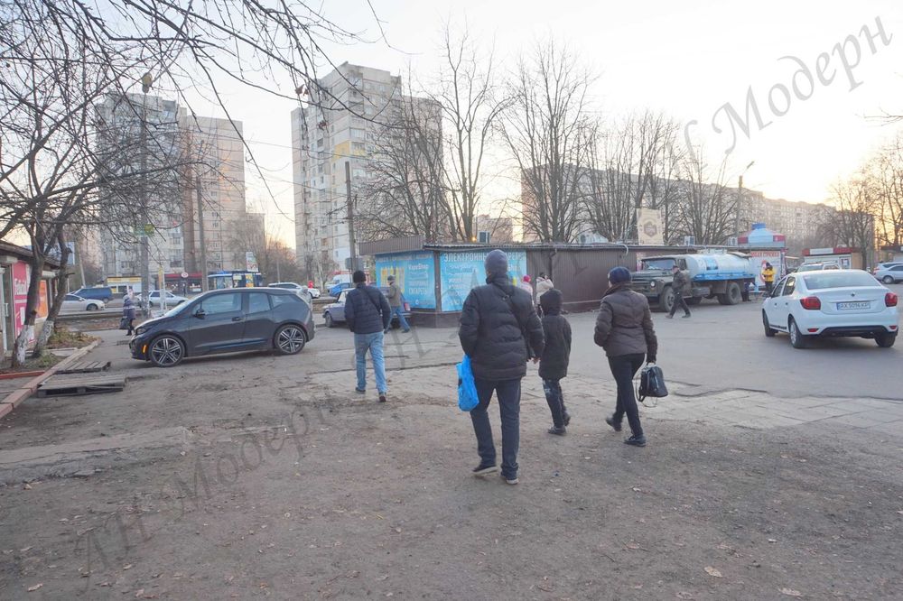 Магазинчик у прохідному місці біля АТБ Салтівка Харків оренда - Вид 5