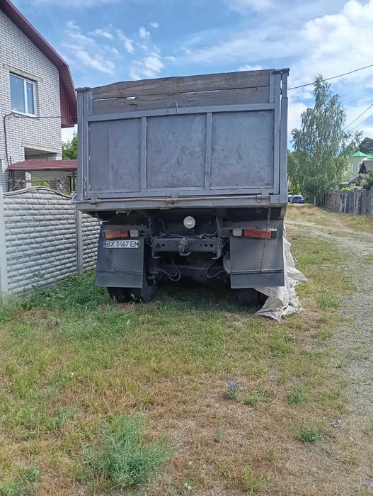 Машина камаз 5511