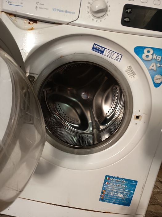 Máquina de lavar roupa Indesit