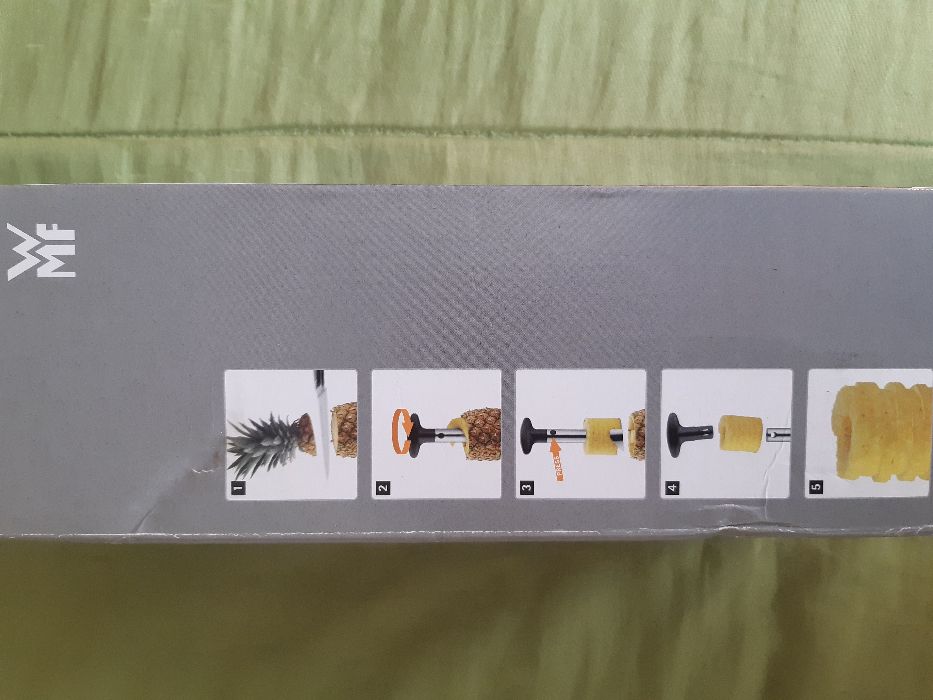 Pineapple Peeler443395260935710721