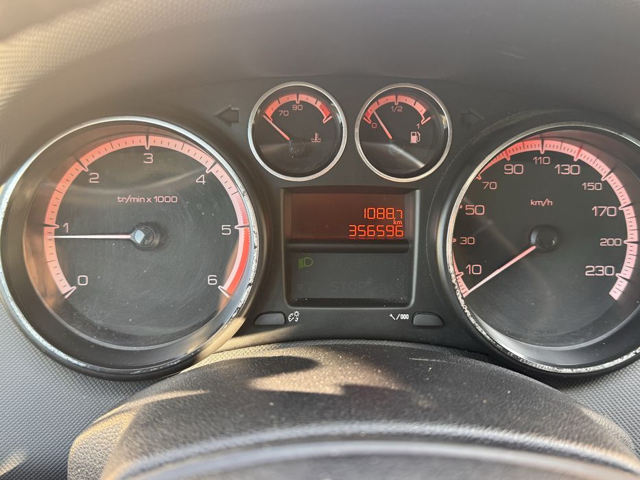 Peugeot 308 SW 1.6 HDi 2010 à venda!