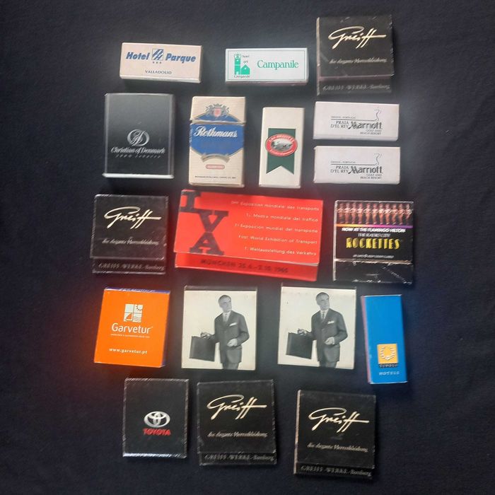 Carteiras e caixas de fósforos