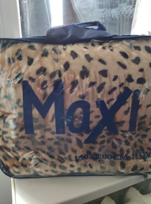 Покрывало на диван.