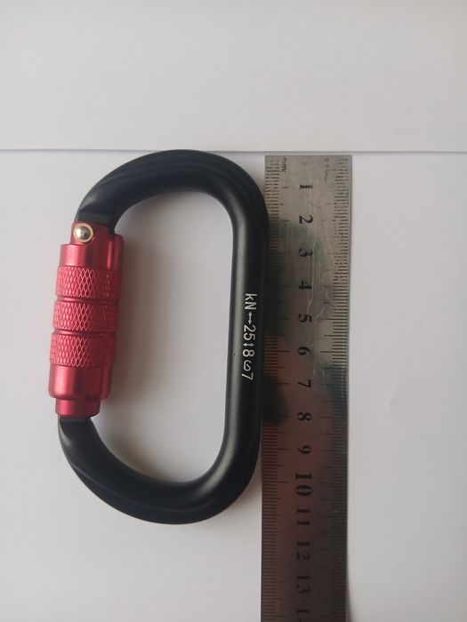 Карабін для кемпінгу