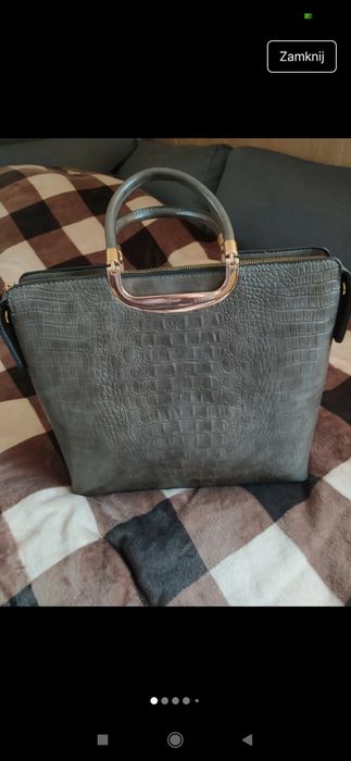 Torebka kuferek efekt skóry węża krokodyla