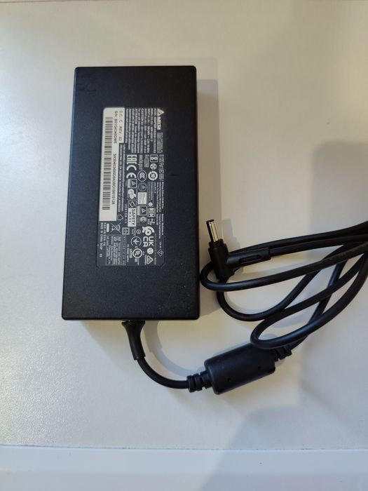 Блок питания для ноутбука HP