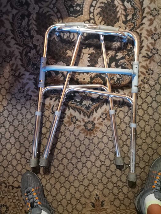 ходунки для пожилых, больных, инвалидов